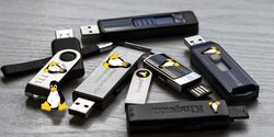 linux distro usb