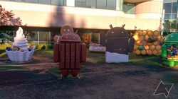 android statues hero