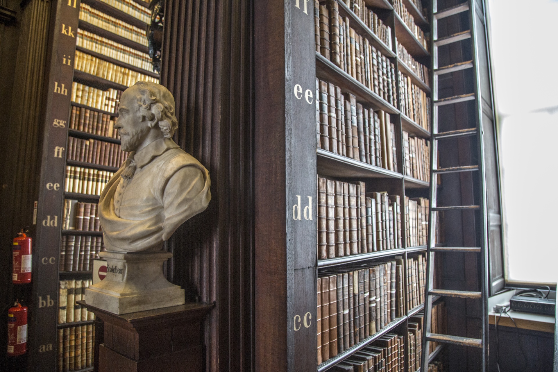 Library of Trinity College Dublin serves Trinity College and the University of Dublin. It is the largest library in Ireland and, as a legal deposit or copyright library, it has rights to receive material published in the Republic of Ireland.