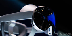 Android XR headset