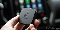 CarPlay-capable adapter