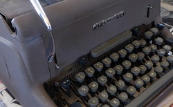 Vintage Underwood Typewriter