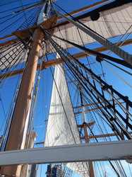 Ships mainmast, rigging and sails