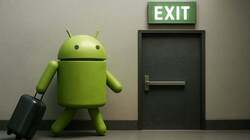 Bugdroid mascot walking towards exit door
