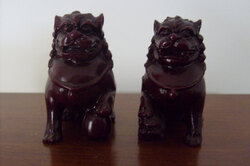 Foo dogs figurines