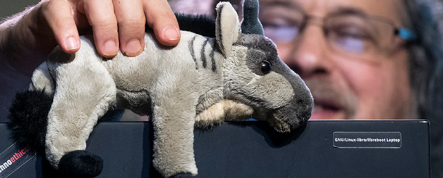  Encuentro con Richard Stallman: ¿El software que usas deniega tu libertad?