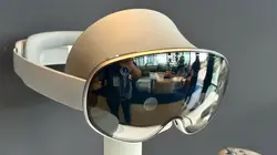 XR headset