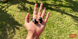 earbuds